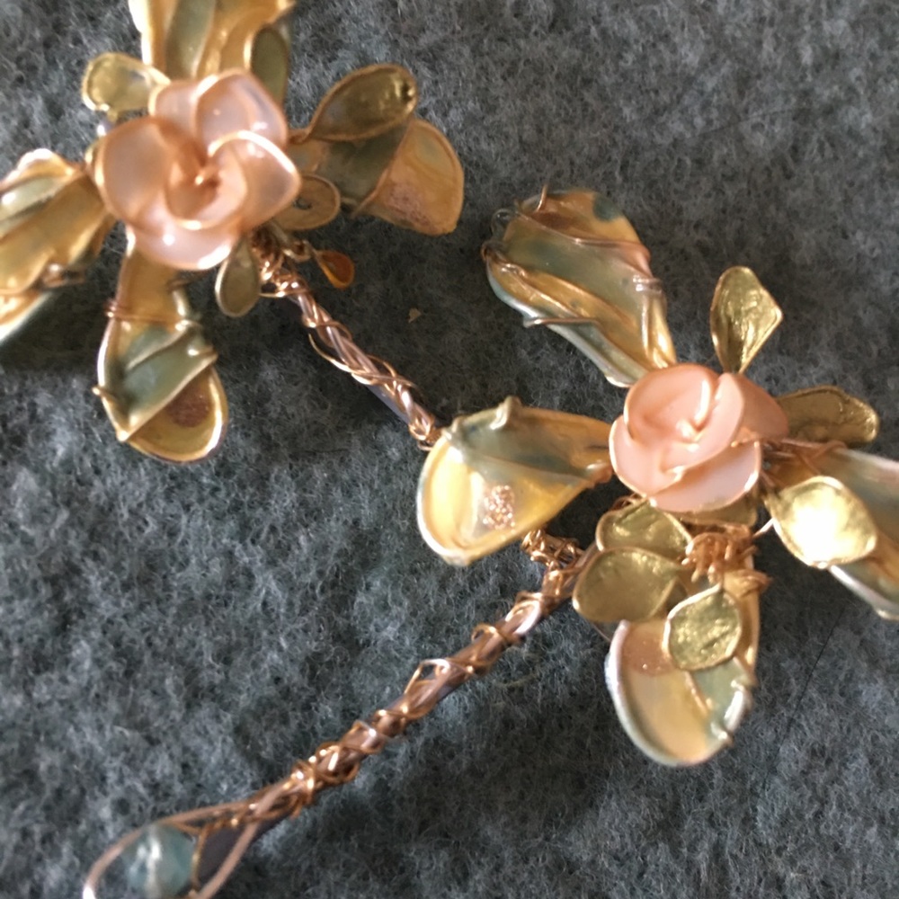 Gorgeous details OOAK hand made dragonflyhair pins